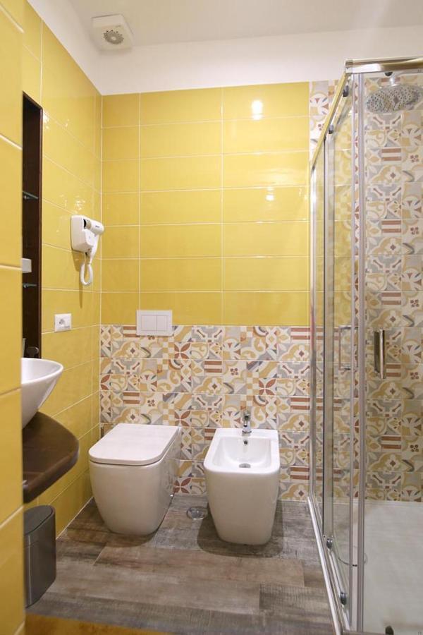 Hotel Antica Residenza Fusco à Naples Extérieur photo