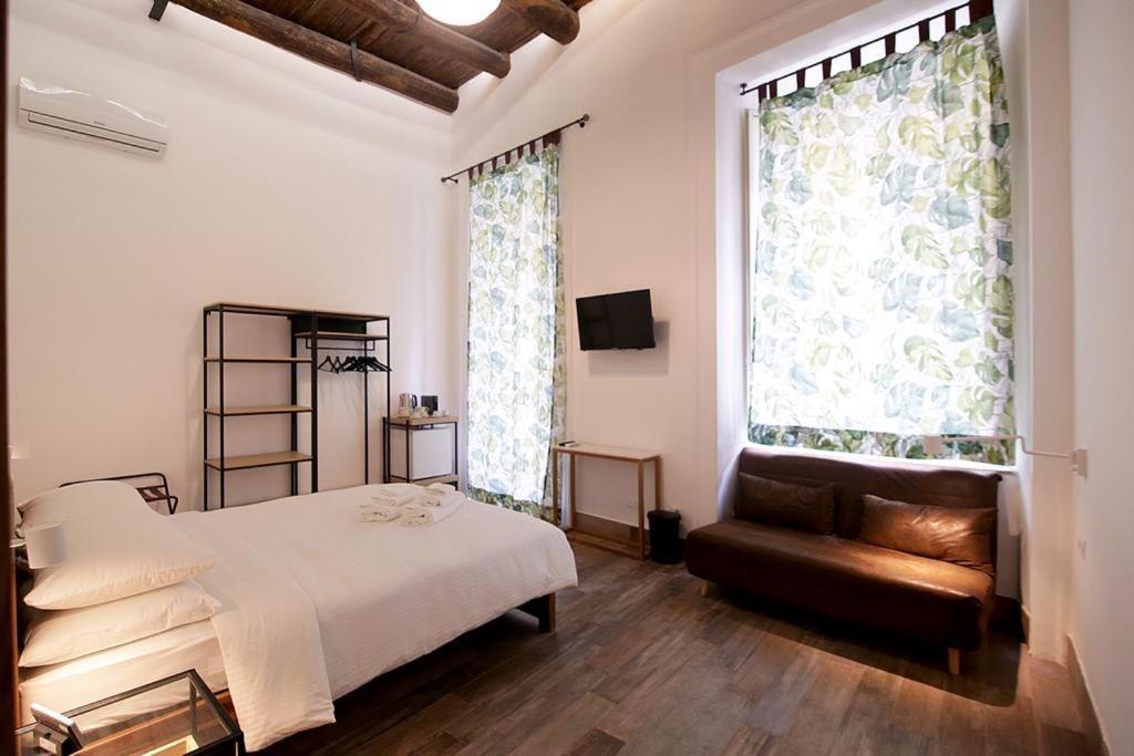Hotel Antica Residenza Fusco à Naples Extérieur photo