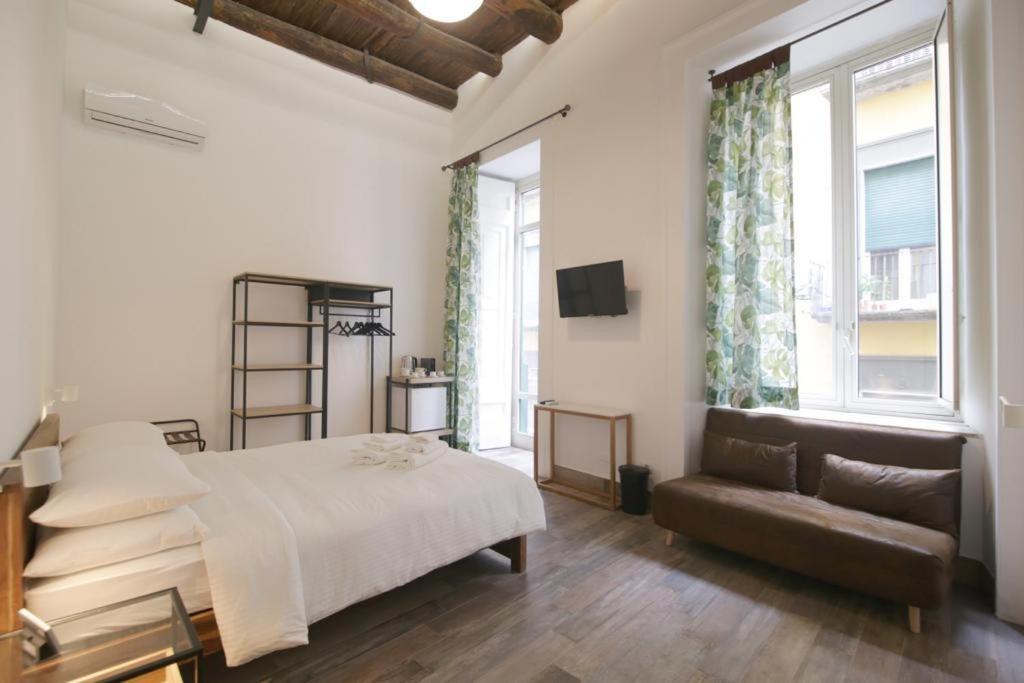 Hotel Antica Residenza Fusco à Naples Extérieur photo