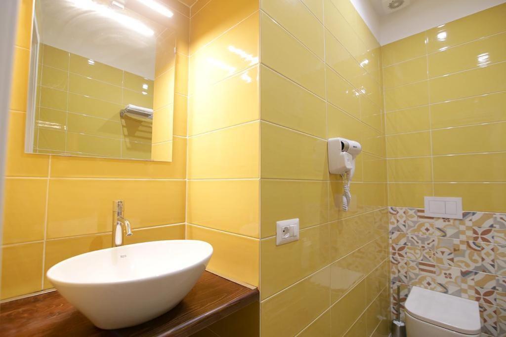 Hotel Antica Residenza Fusco à Naples Extérieur photo